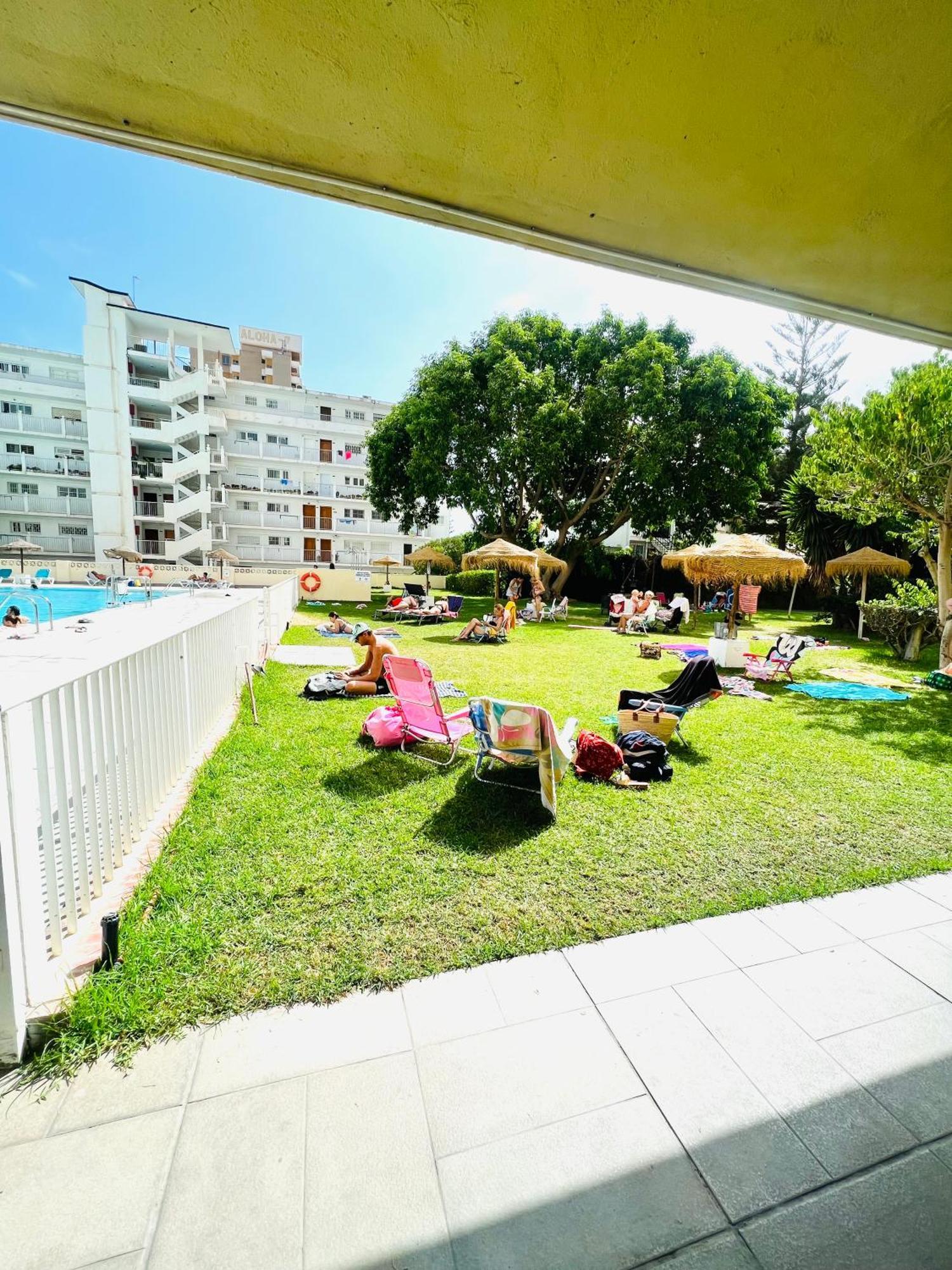 Апартаменты Torremolinos Carihuela Nucleo Cristal Экстерьер фото